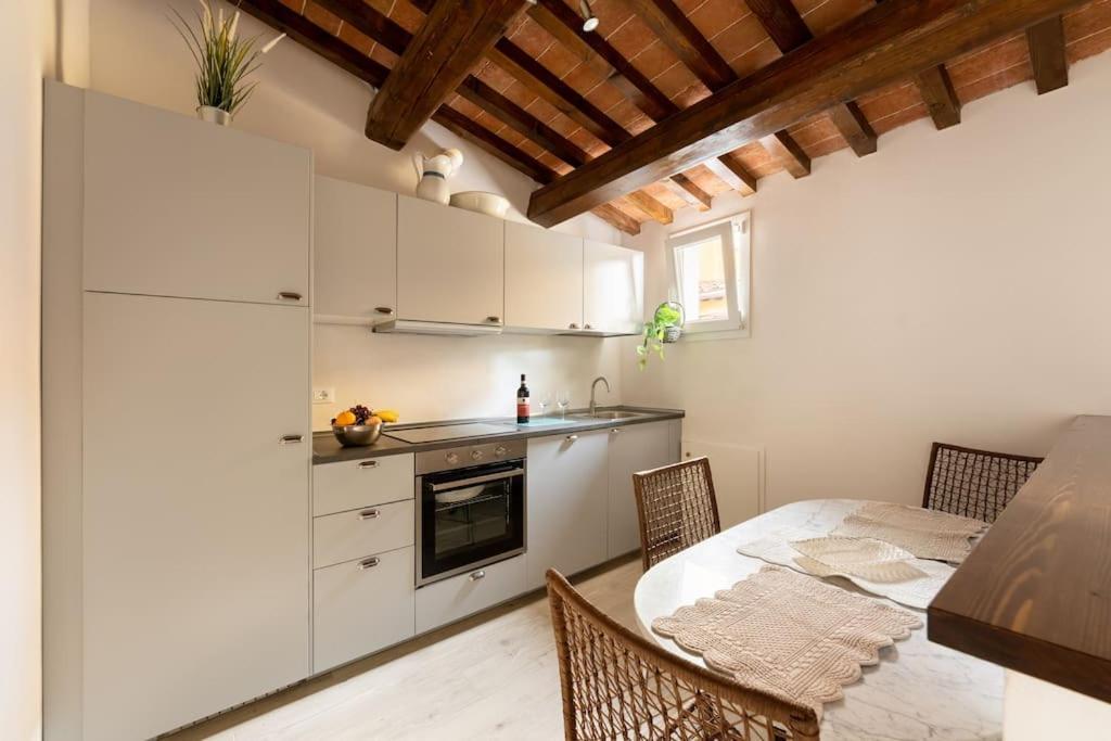 Appartement Keys Of Italy - Maytreya - Albero 2 - Train Station Two Bedroom Flat 2nd Floor